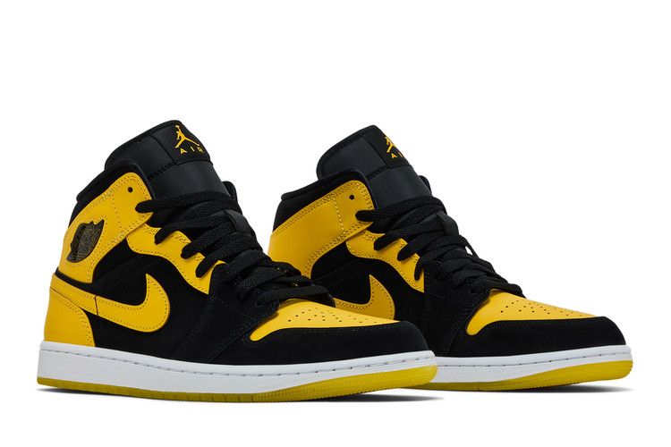 Air Jordan 1 Mid New Love (2025)