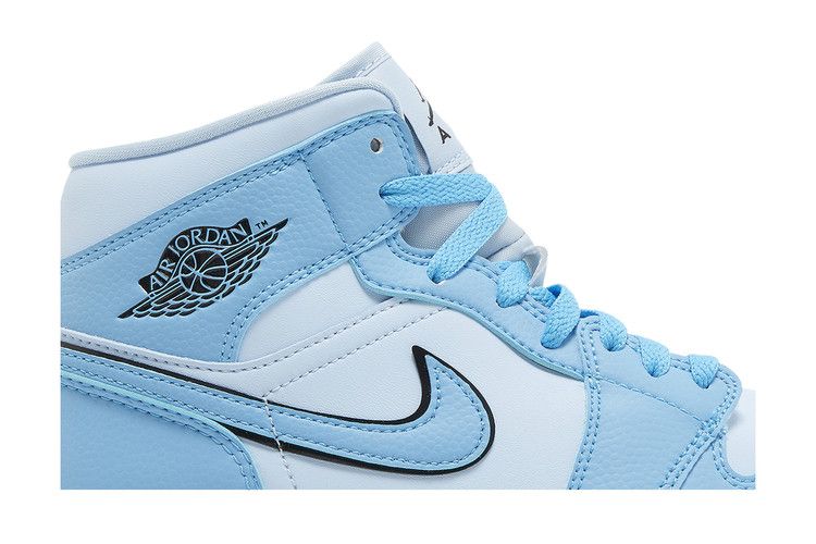 Air Jordan 1 Mid SE Ice Blue