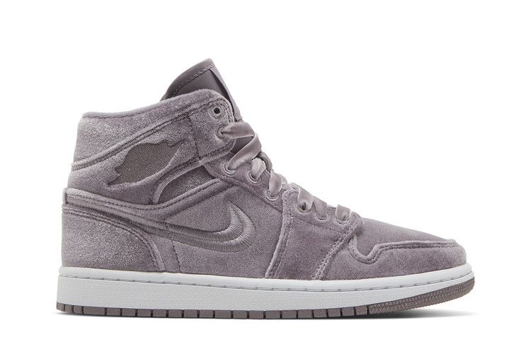 Air Jordan 1 Mid SE Purple Velvet