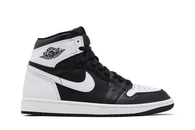 Air Jordan 1 Retro High OG Black White