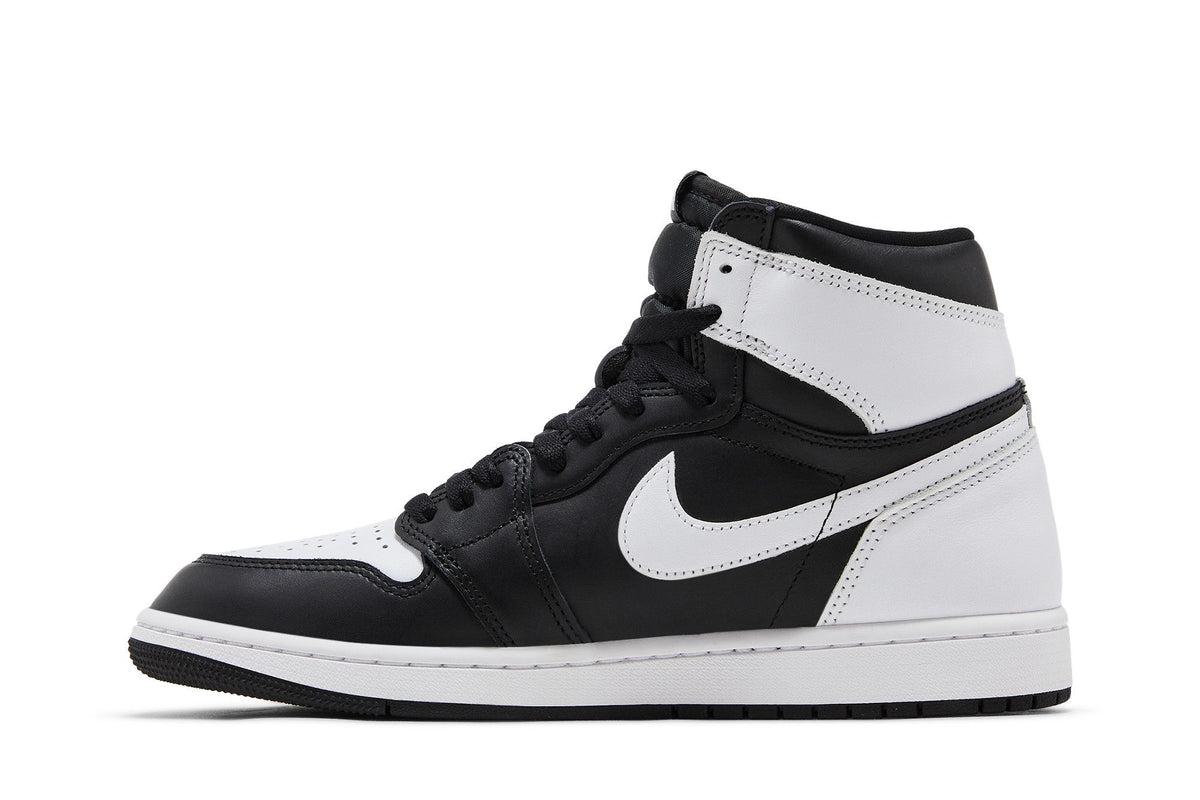 Air Jordan 1 Retro High OG Black White