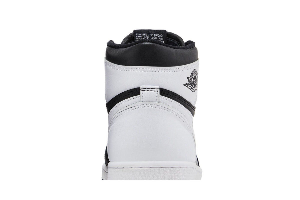 Air Jordan 1 Retro High OG Black White