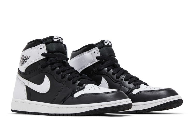 Air Jordan 1 Retro High OG Black White