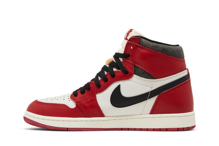 Air Jordan 1 Retro High OG Chicago Lost & Found