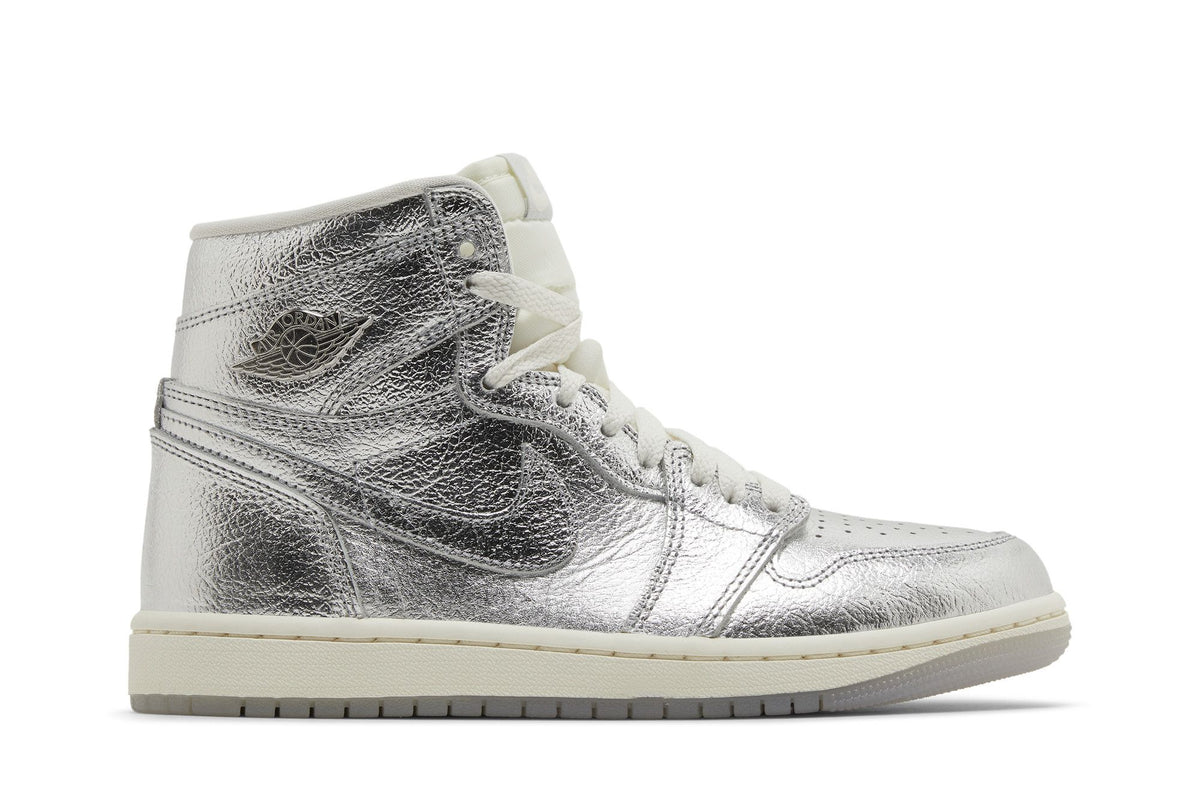 Air Jordan 1 Retro High OG Chrome