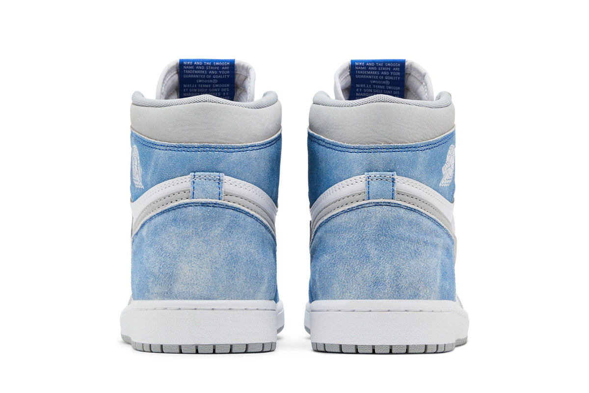 Air Jordan 1 Retro High OG Hyper Royal