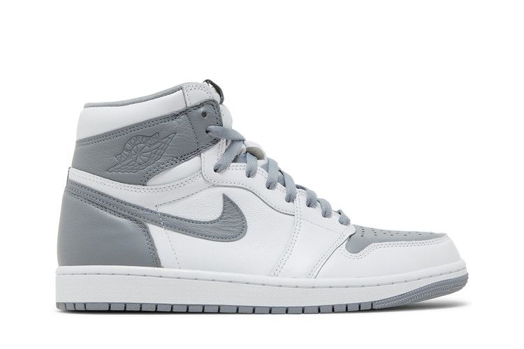 Air Jordan 1 Retro High OG Stealth