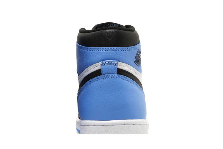 Air Jordan 1 Retro High OG UNC Toe