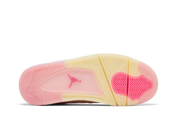 Air Jordan 4 Iced Carmine - Détail wings translucides