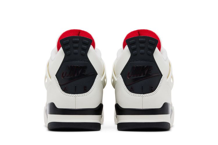 Air Jordan 4 Retro OG Flight Club