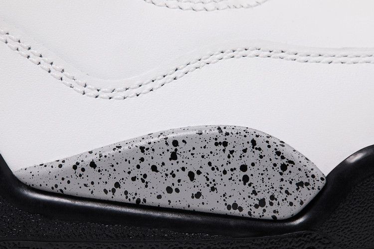 Air Jordan 4 Retro White Cement (2025)