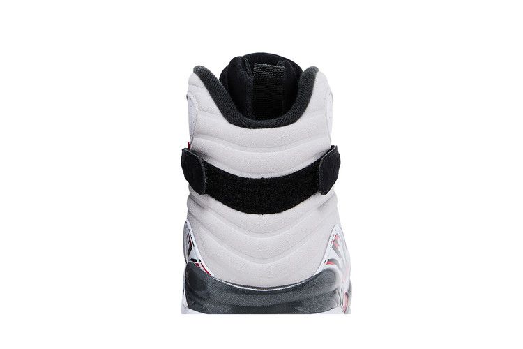 Air Jordan 8 Retro Bugs Bunny (2025)