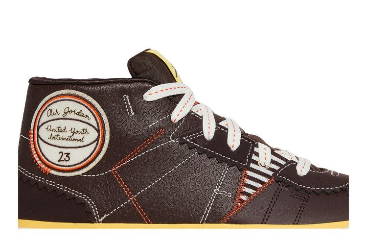 Air Jordan Jordan Series Mid Maison Château Rouge Brown Basalt
