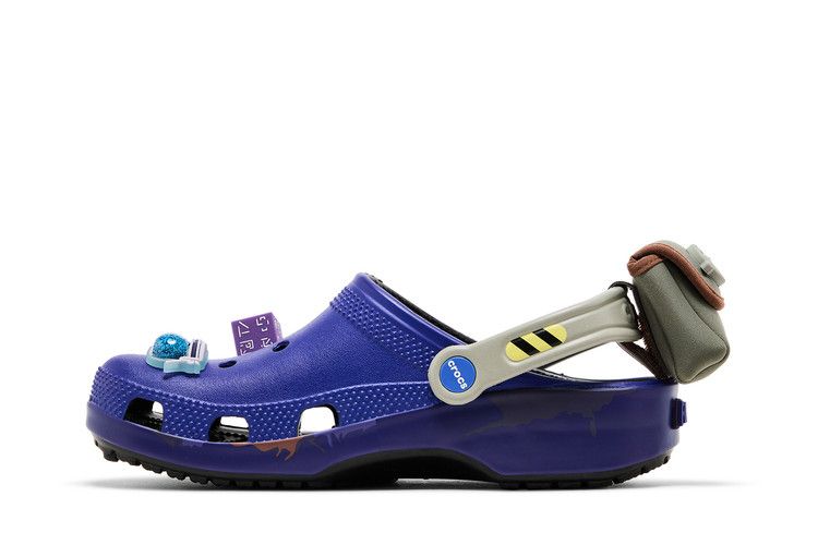 Crocs Classic Clog Fortnite Battle Bus