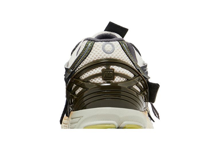 New Balance 1906A Olive Juice Sea Salt
