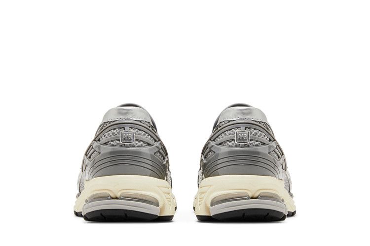 New Balance 1906L Metallic Silver