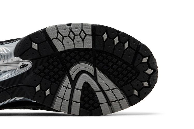 New Balance 1906L Silver Metallic Black