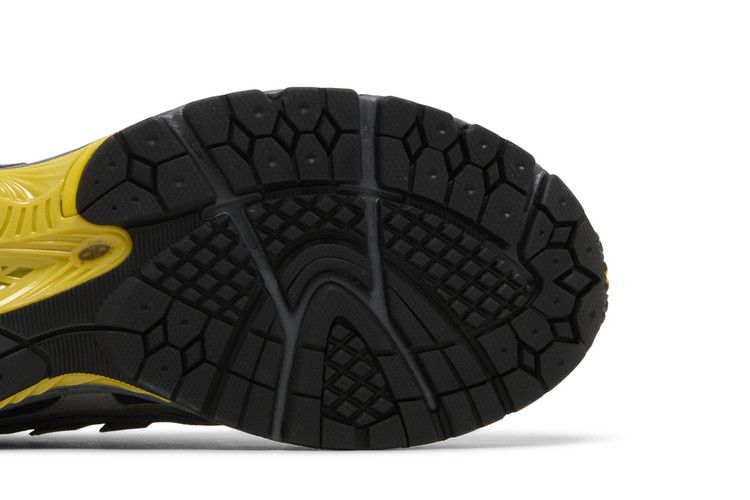 New Balance 1906N Castlerock Black Yellow