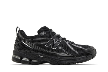 New Balance 1906R Black Grey, entièrement noire