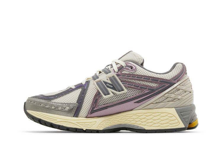 New Balance 1906R Licorice