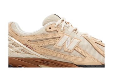 New Balance 1906R Randomevent beige caramel, semelle marron