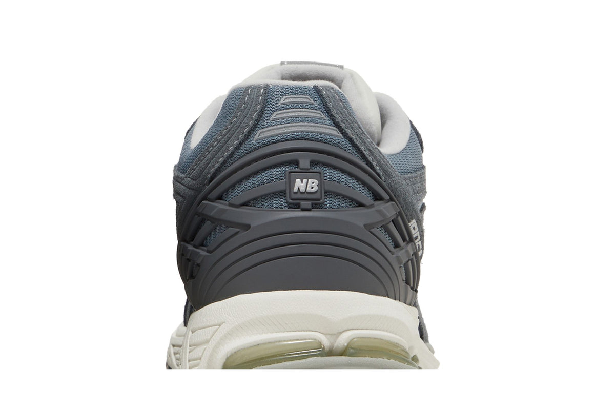 New Balance 1906R Titanium