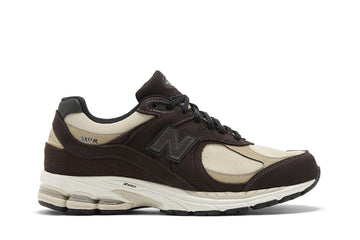 New Balance 2002R Black Coffee, marron foncé et crème