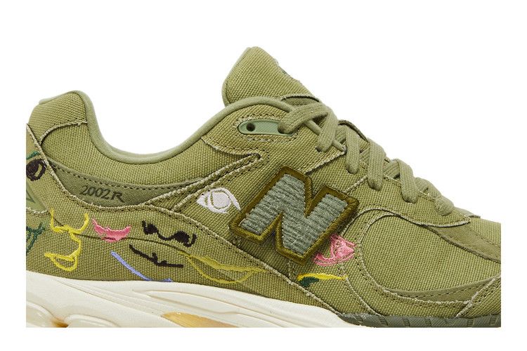New Balance 2002R Bryant Giles Olive Green