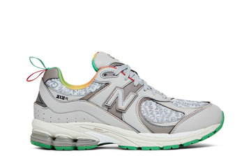 New Balance 2002R GANNI Rain Cloud, gris argenté, semelle verte