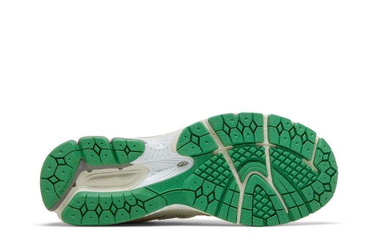 New Balance 2002R GANNI Turtledove