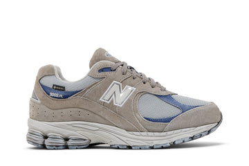 New Balance 2002R Gore-Tex Light Grey, gris clair, touches bleues