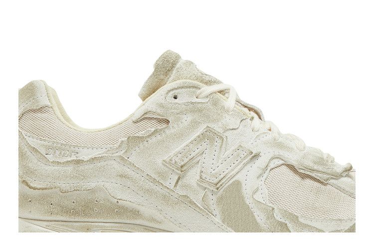 New Balance 2002R Protection Pack Distressed
