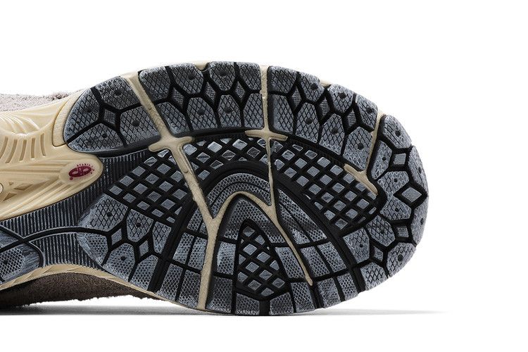 New Balance 2002R Protection Pack Rain Cloud