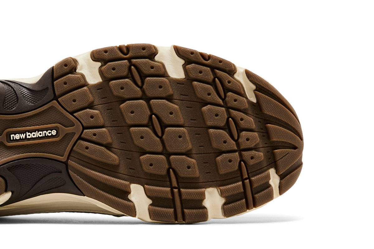 New Balance 530 Turtledove Mushroom