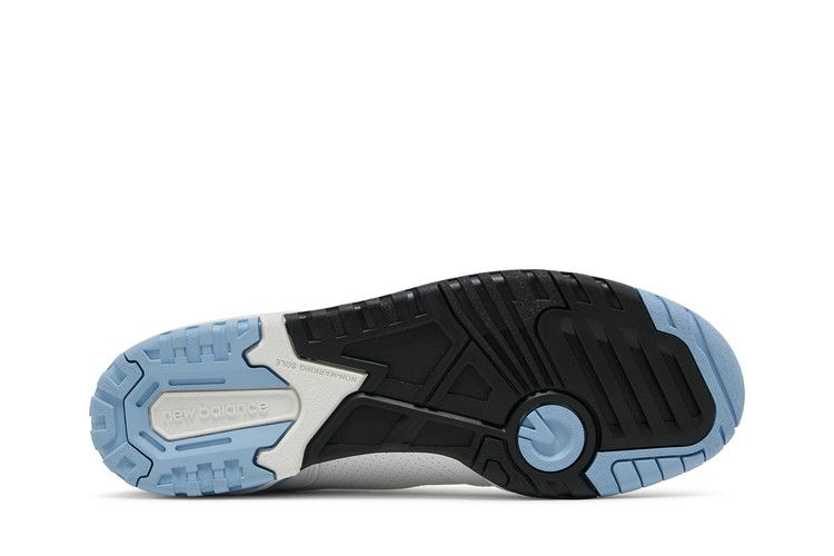 New Balance 550 UNC