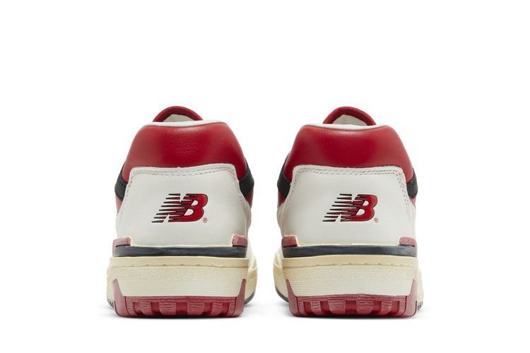 New Balance 550 Vintage Red