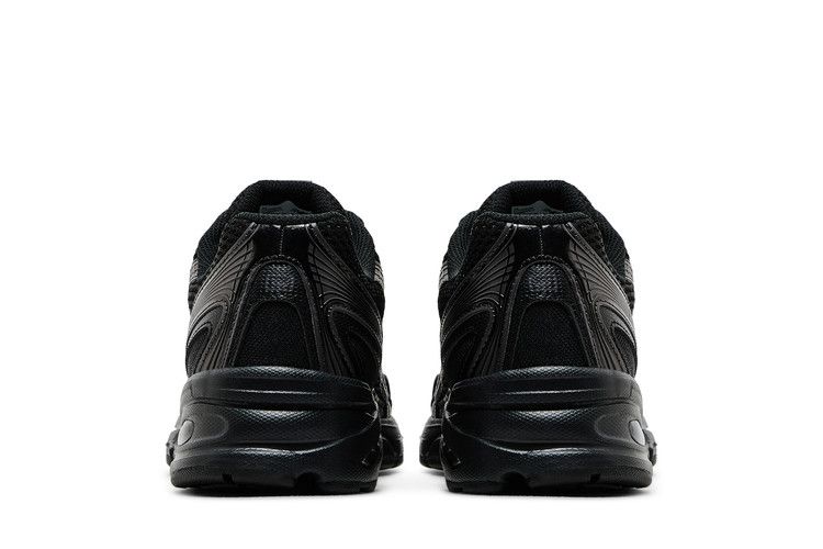 New Balance 740 Triple Black