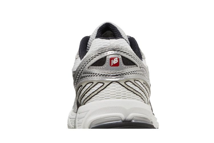 New Balance 860 Black White Silver