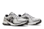 New Balance 860 Black White Silver