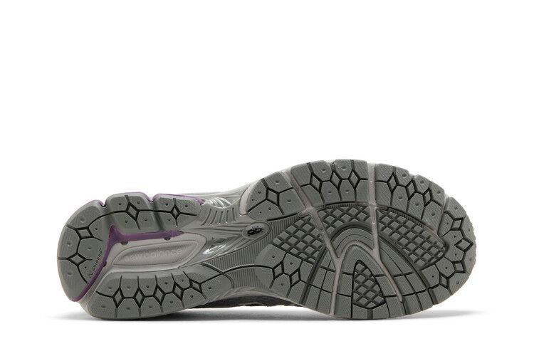 New Balance 860 V2 Grey Purple