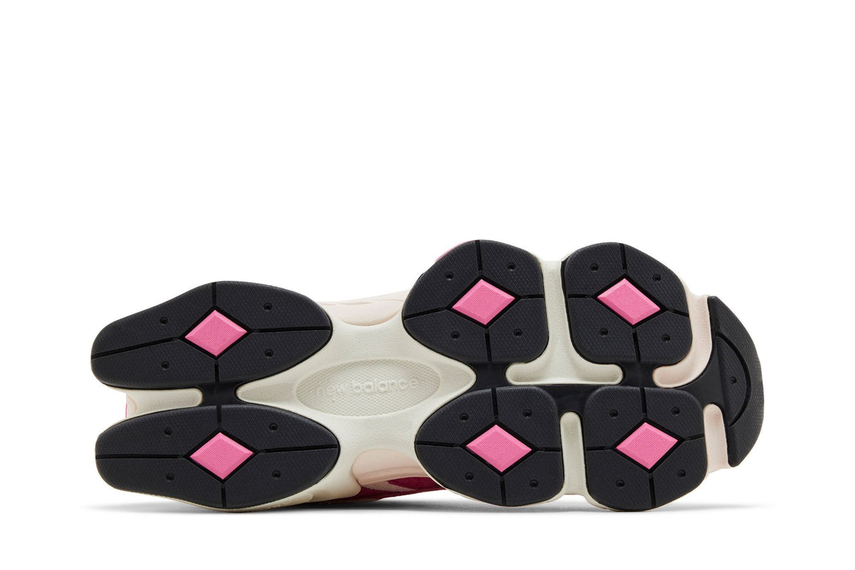 New Balance 9060 Fuchsia Pink