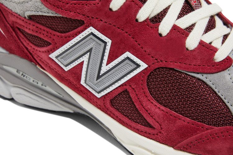 New Balance 990 V3 Scarlet