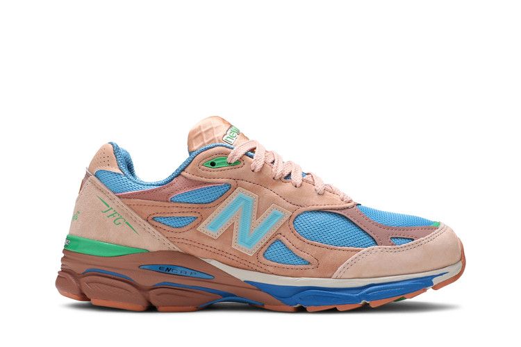 NB 990v3 Joe Freshgoods Outside Clothes