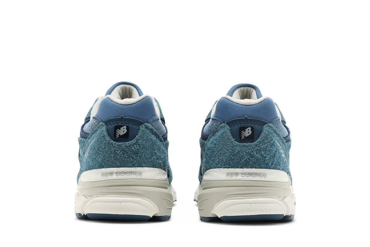 New Balance 990 v3 Levi's Blue