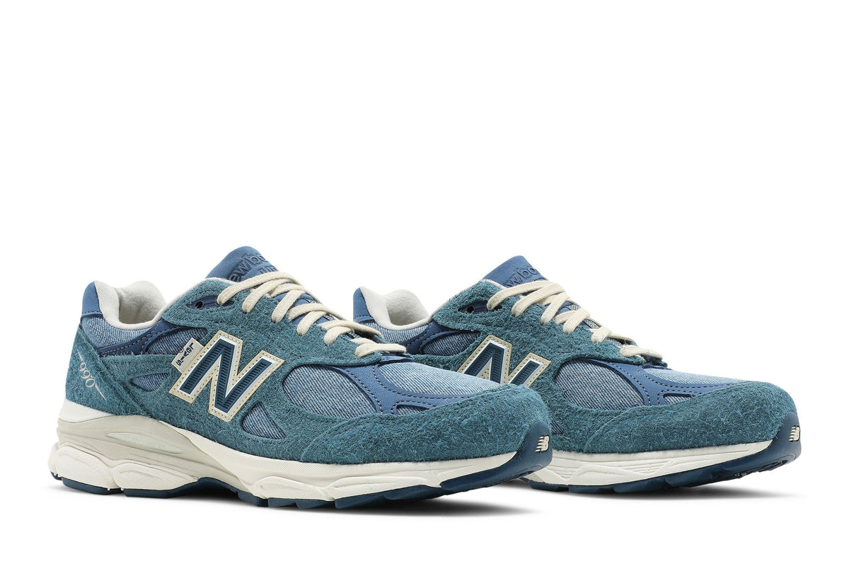 New Balance 990 v3 Levi's Blue