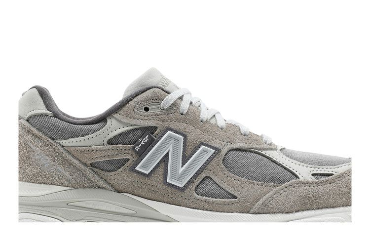 New Balance 990 v3 Levi's Elephant Skin