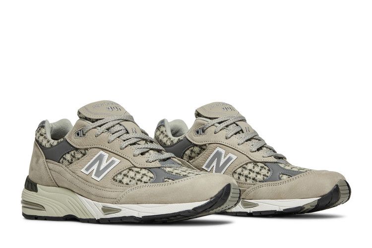 New Balance 991 Beige Harris Tweed