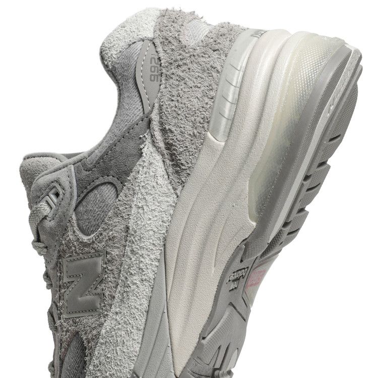 New Balance 992 Levi’s Grey