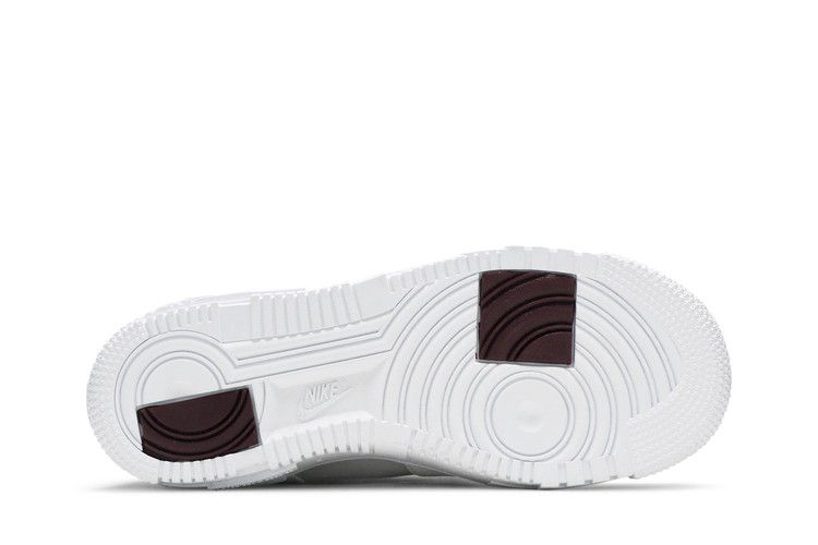 Nike Air Force 1 Low Pixel Grey Gold Chain