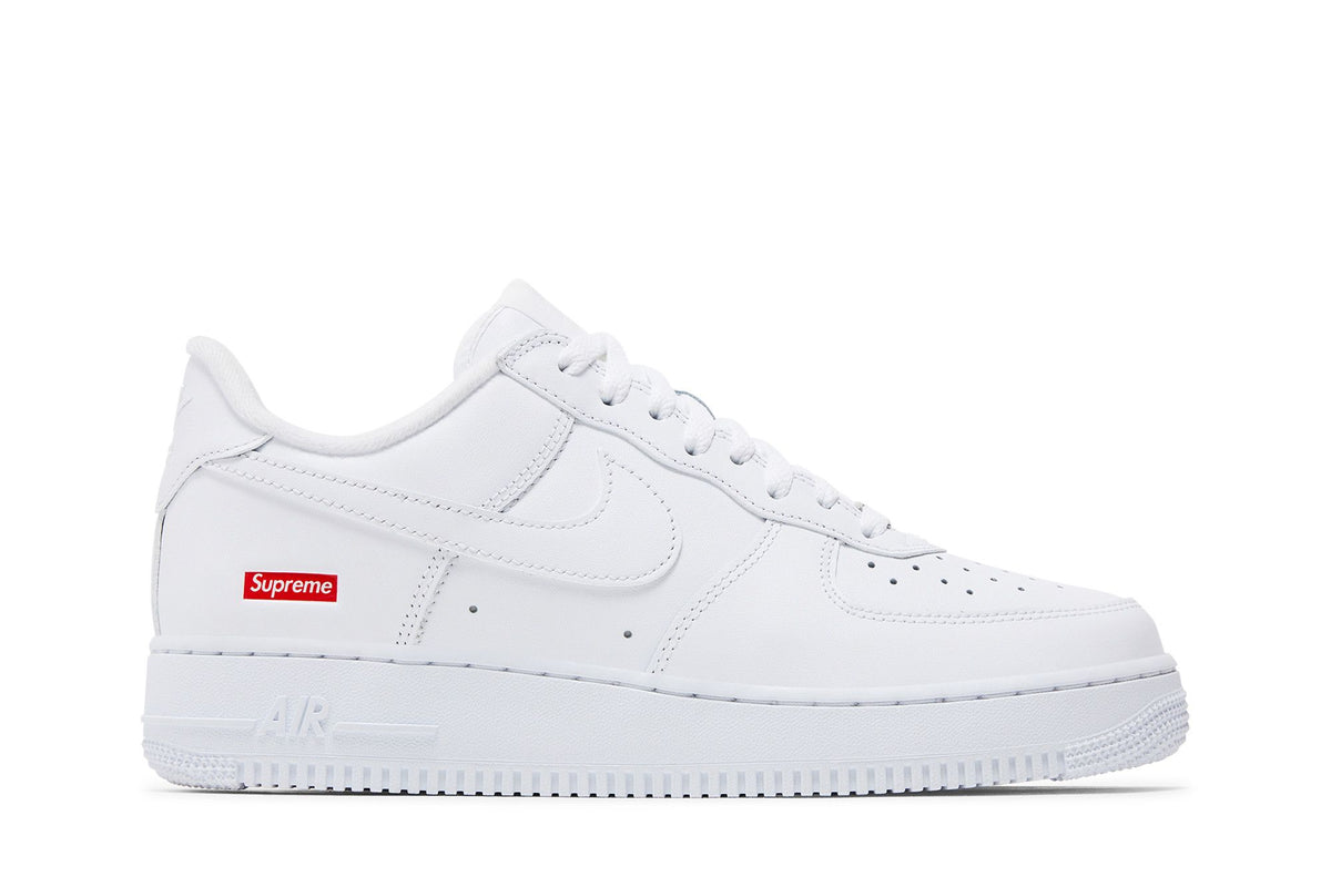 Nike Air Force 1 Low White Supreme